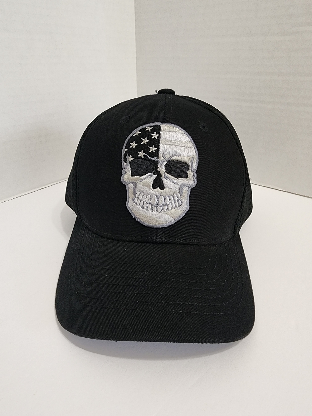 Pit Bull USA Flag Skull Mesh Snapback Trucker Hat Black Adjustable